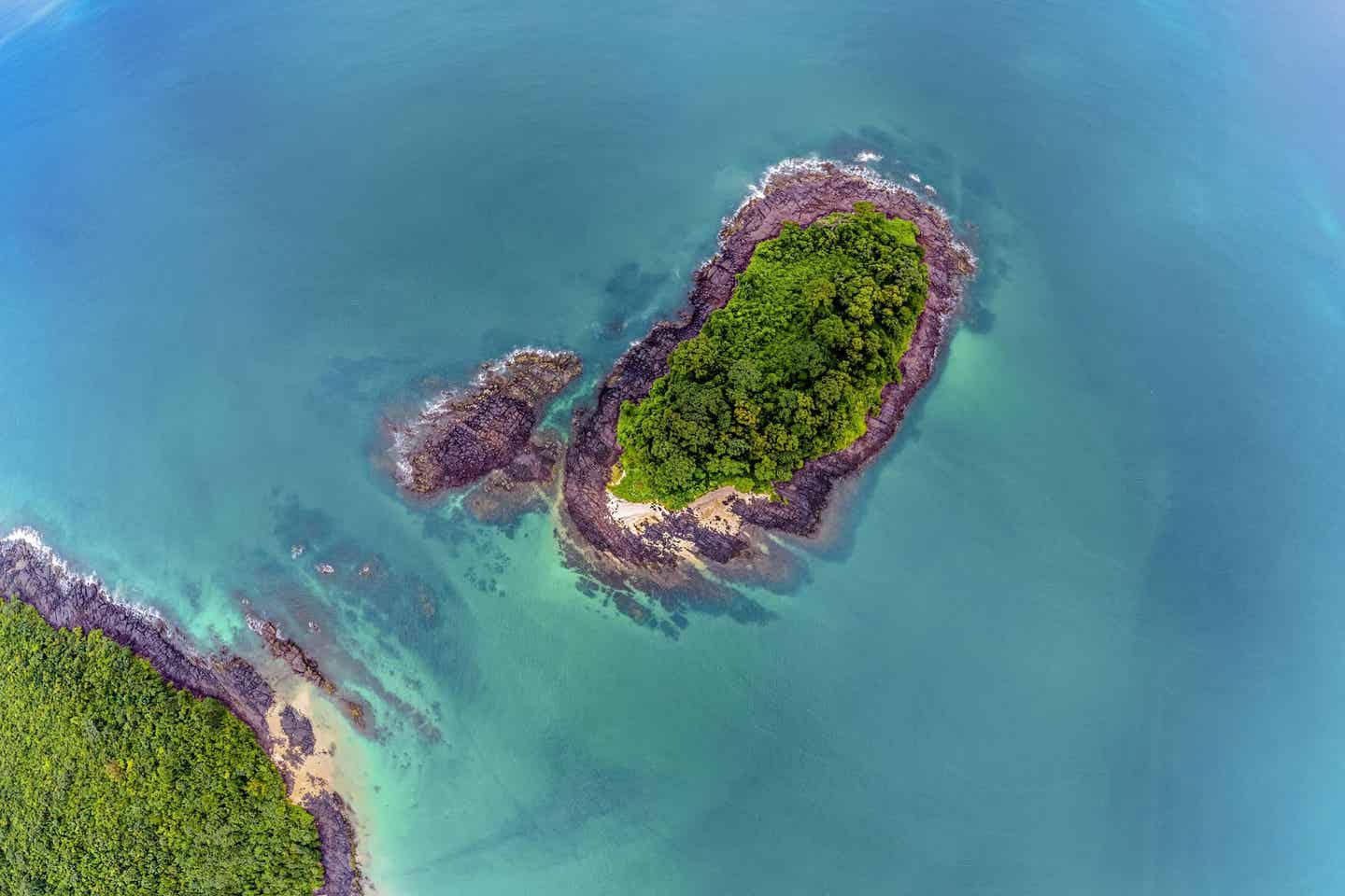 Cheap Flights New York City to Freetown from $818