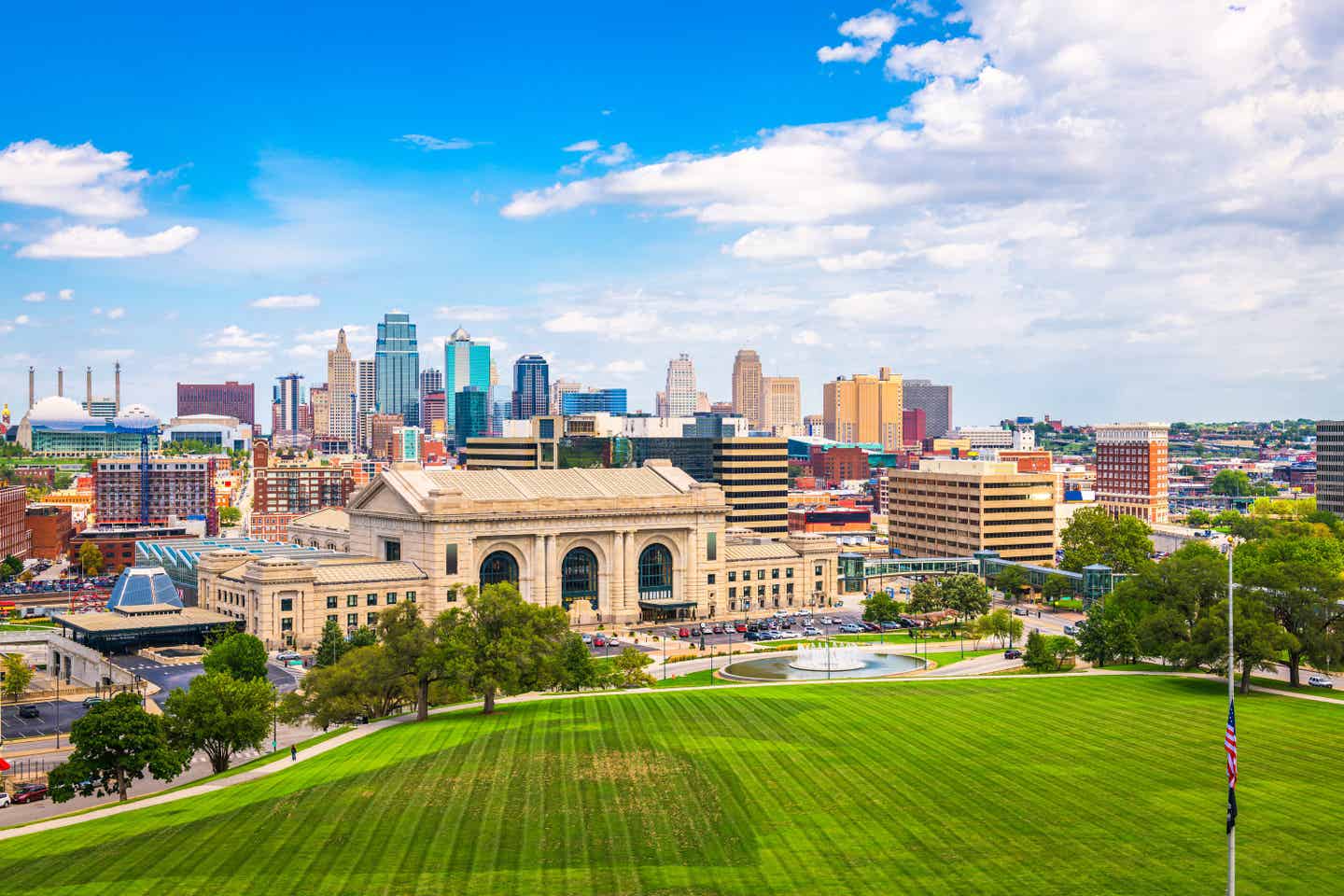 Cheap Flights Chicago to Kansas City from $164 | Priceline